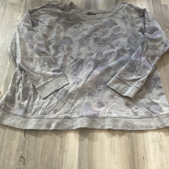 Relativity Brand crewneck 2X - Picture 4 of 6